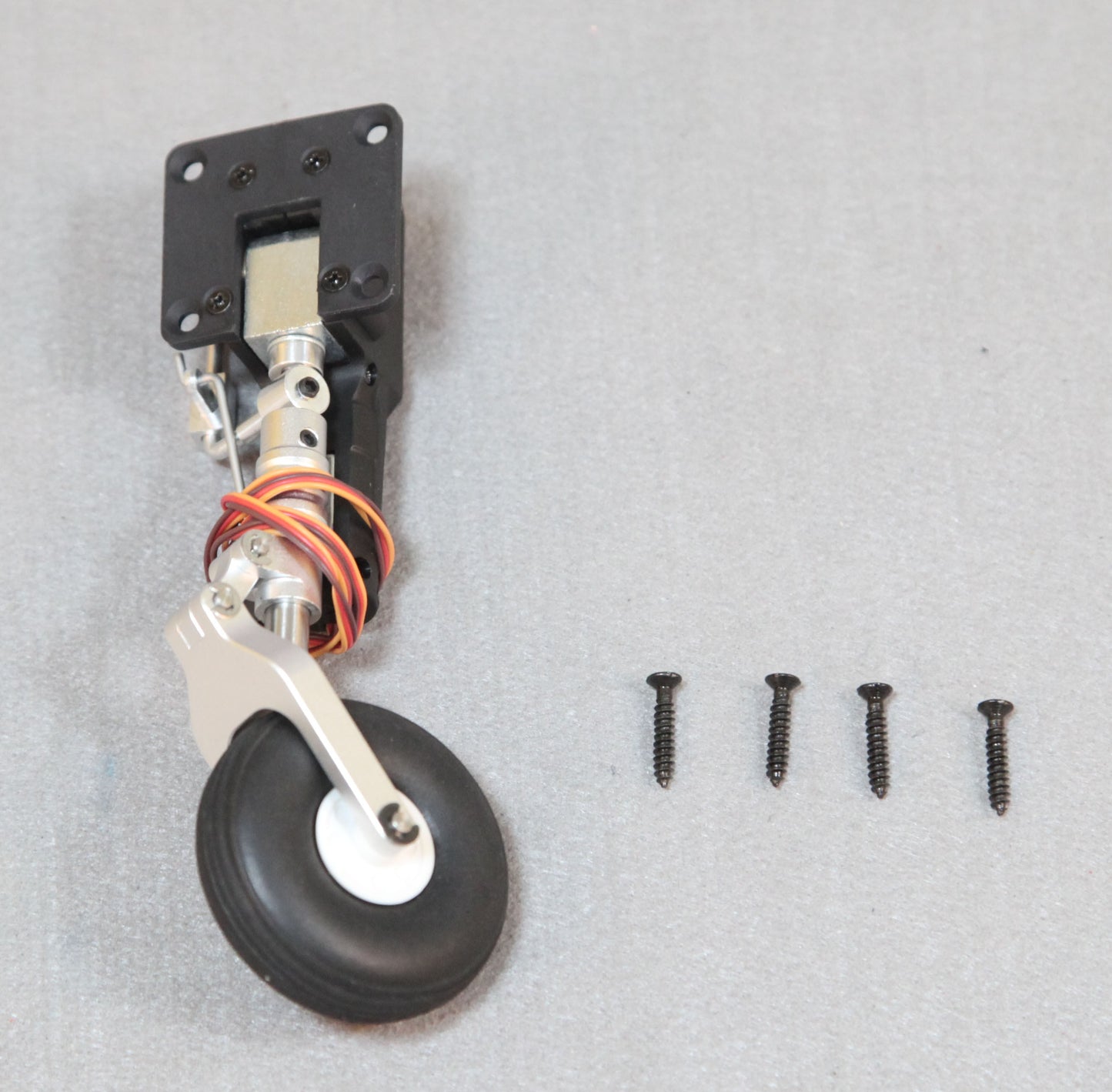 70mm YAK 130 Red - Front Landing Gear System - For V2 (upd 07-2018)