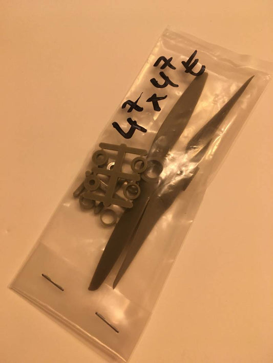 2 pcs : APC style Prop Propeller 4,7x4,7"E