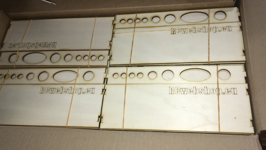 Glue storage rack wooden  (Lijmrek) incl RCWebshop.eu logo