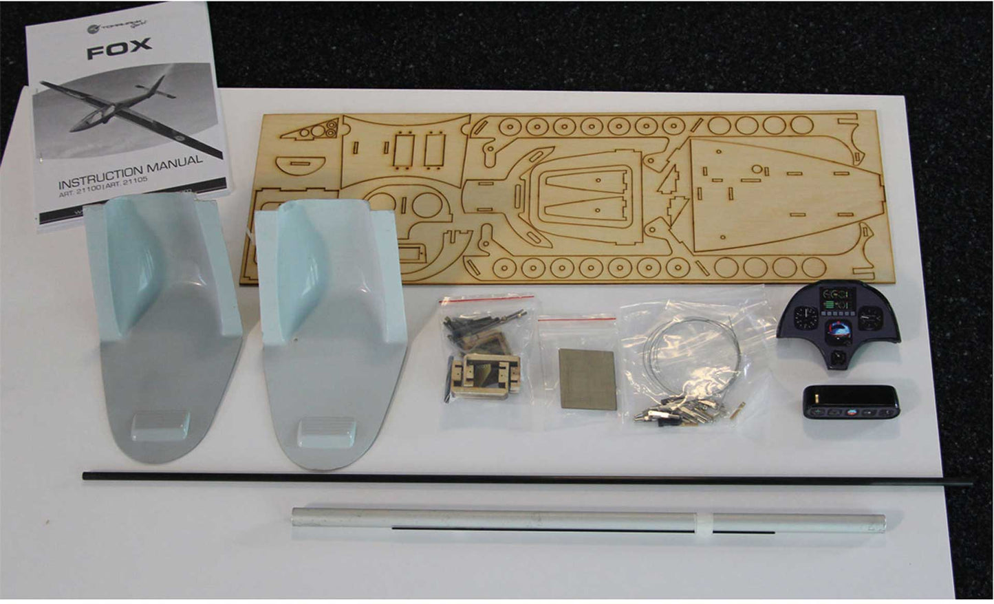 Robbe Modellsport MDM-1 FOX 3,5 M SEGLER ARF VOLL GFK WEISS KUNSTFLUG SEGELFLUGZEUG