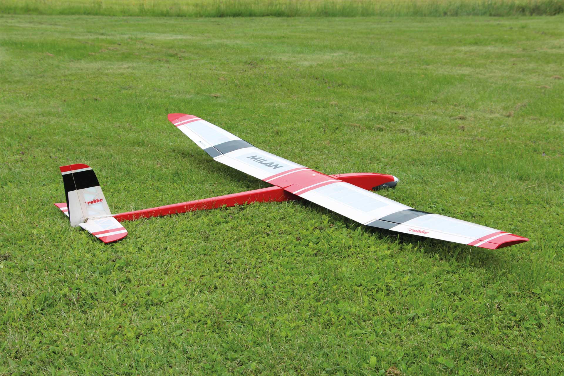 Robbe Modellsport MILAN Laser Cut Holzbausatz "Made in Germany" Hochleistungs-Elektrosegler