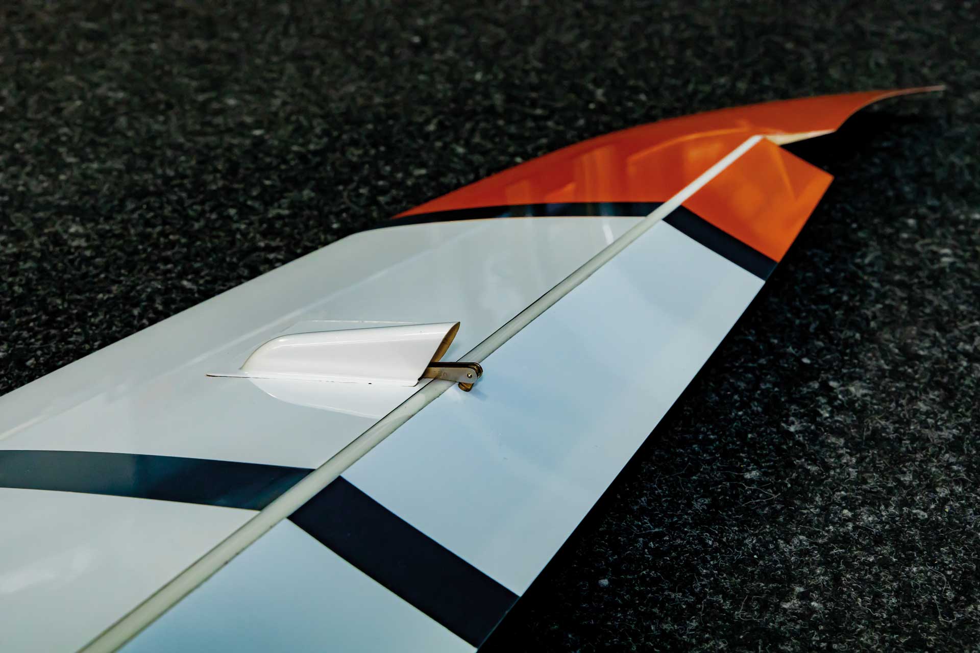 Robbe Modellsport EVOA 3.0 ARF VOLL-GFK "Elektro" HOCHLEISTUNGSSEGLER MIT 4-KLAPPENFLÜGEL