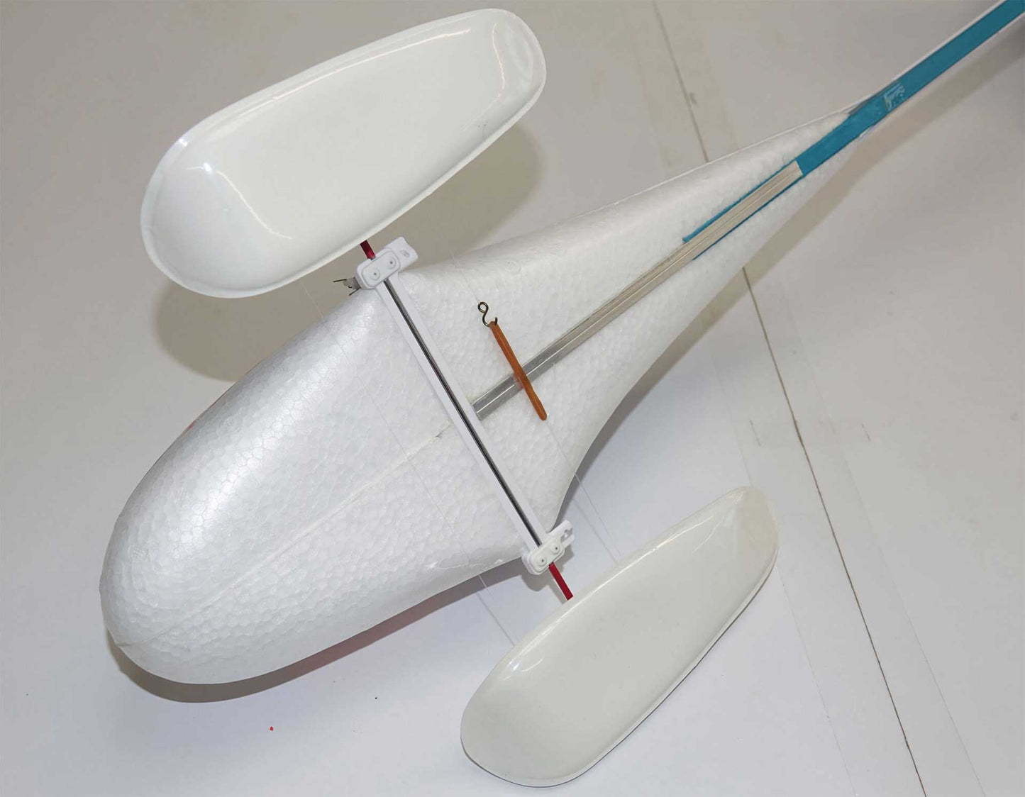 Robbe Modellsport Ski Set Wingo 2