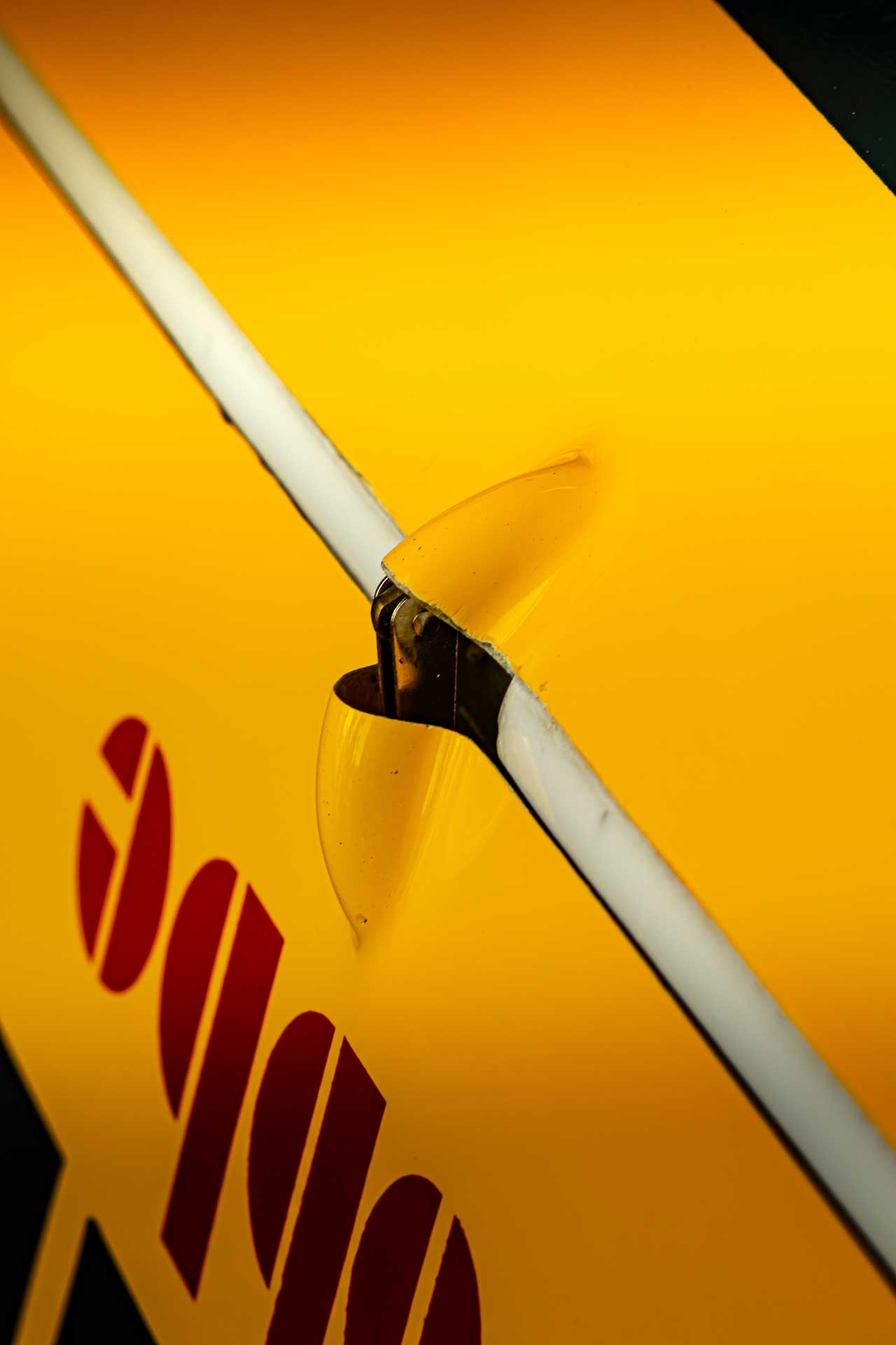 Robbe Modellsport SCIROCCO L 4,0M ARF (Gelb) Voll-GfK HOCHLEISTUNGSSEGLER MIT 4-KLAPPENFLÜGEL