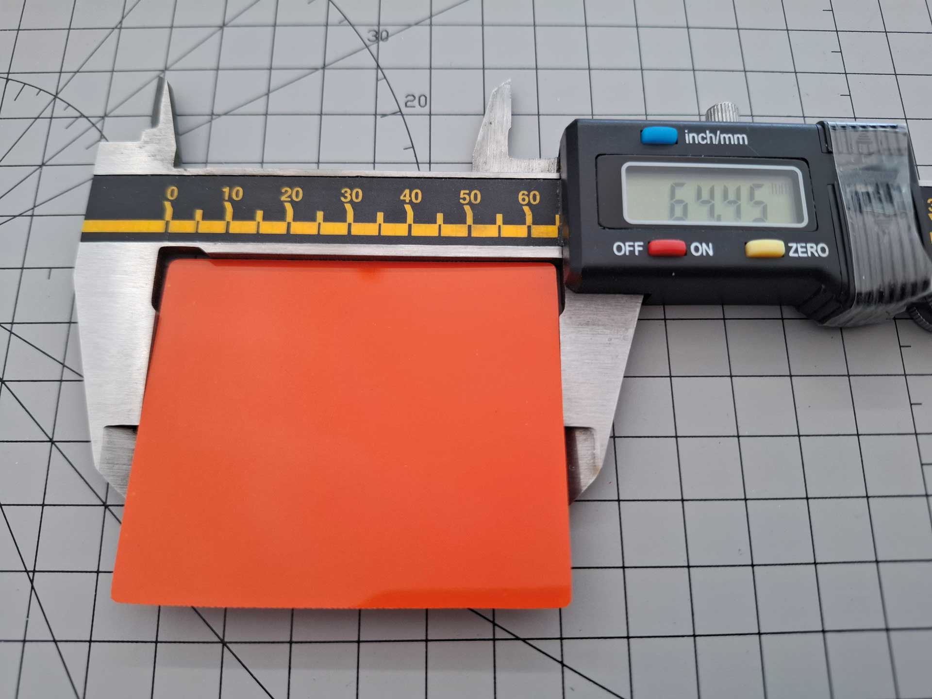 Robbe Modellsport Servoabdeckung MDM-1 Fox Orange lackiert
