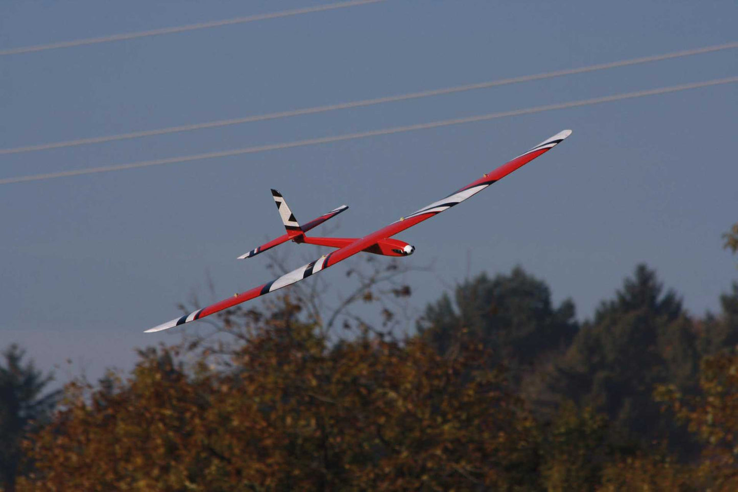 Robbe Modellsport Slider QE High Performance 4-Klappen Elektroflugmodell, Sperrholz/Balsa-Holzbausatz  "made in Austria"