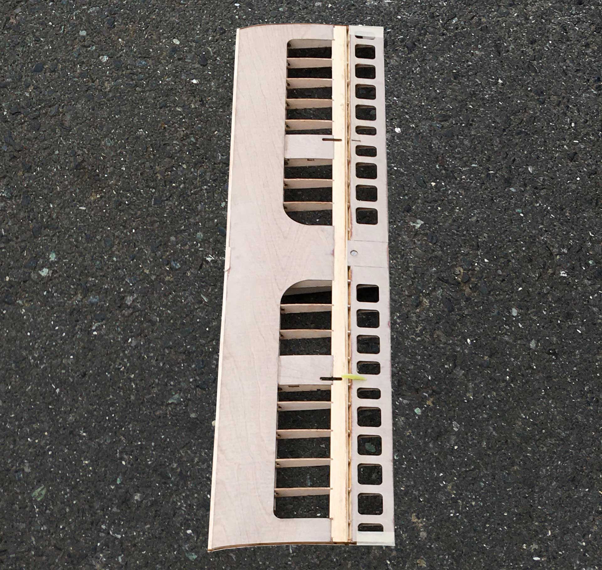 Robbe Modellsport Haupttragfläche / Holzteilesatz Slider QE / Q