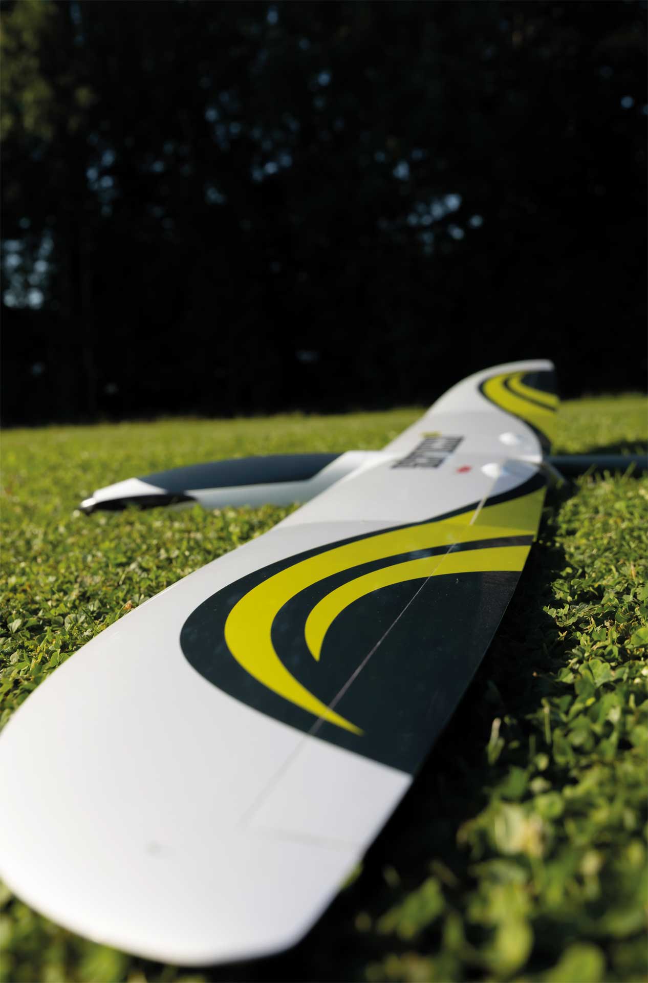 Robbe Modellsport Scirocco XS 3,25m ARF (lime) Voll-GfK Hochleistungssegler mit 4-Klappenflügel