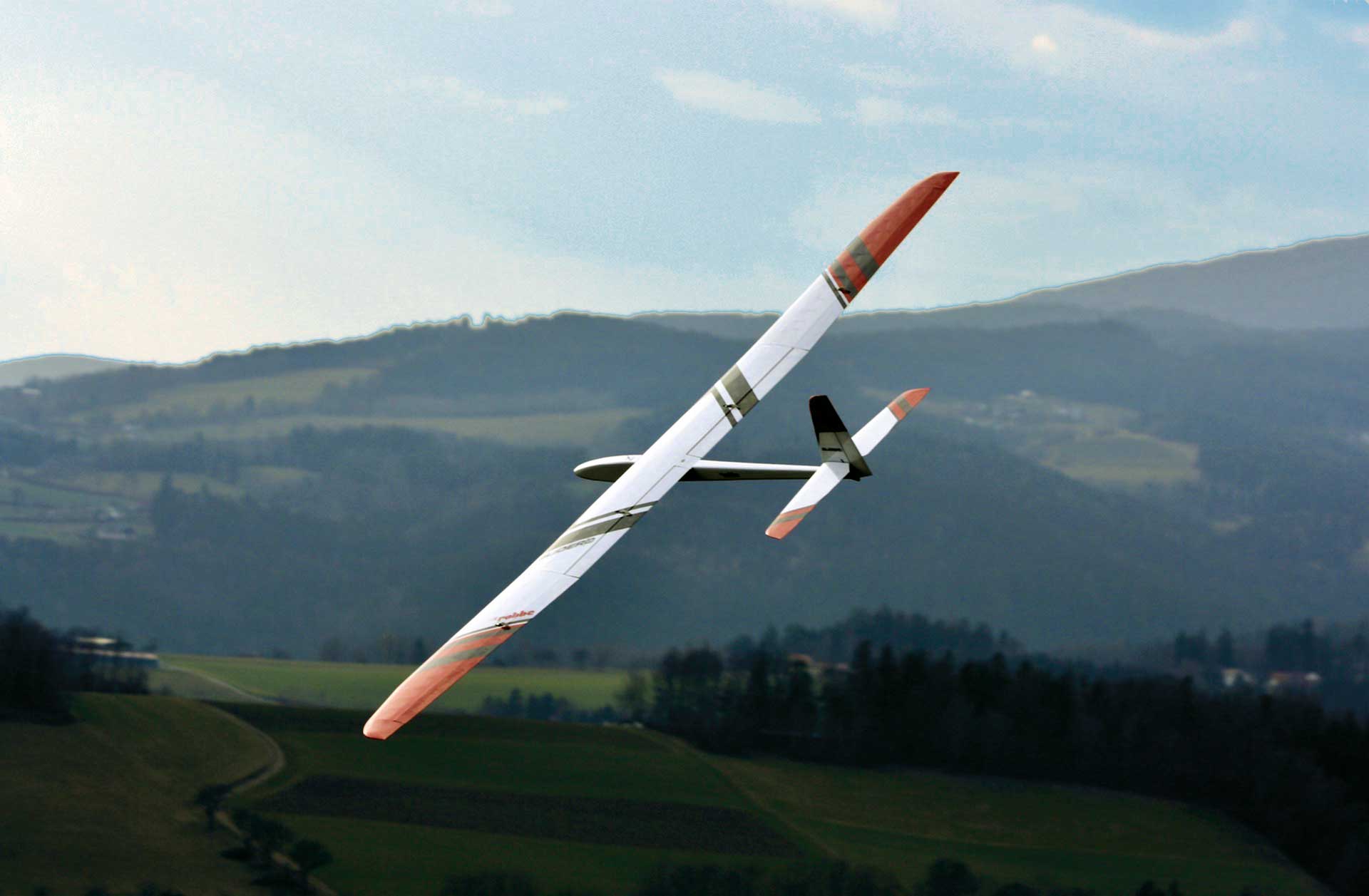 Robbe Modellsport Slider Q High Performance 4-Klappen Segelflugmodell, Sperrholz/Balsa-Holzbausatz  "Made in Austria"