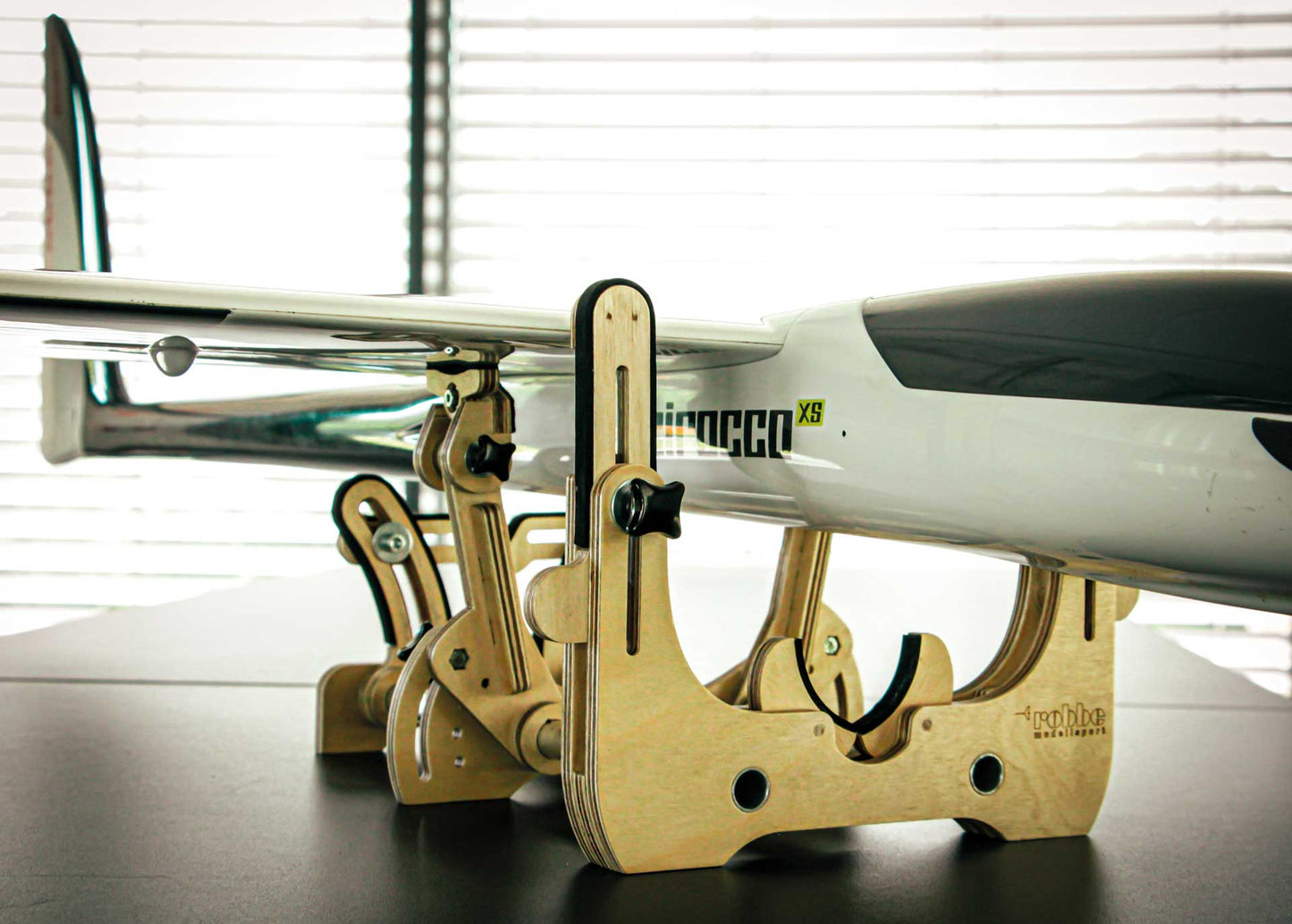 Robbe Modellsport Ro-Spider Schwerpunktwaage und Rumpfhalter Multitool