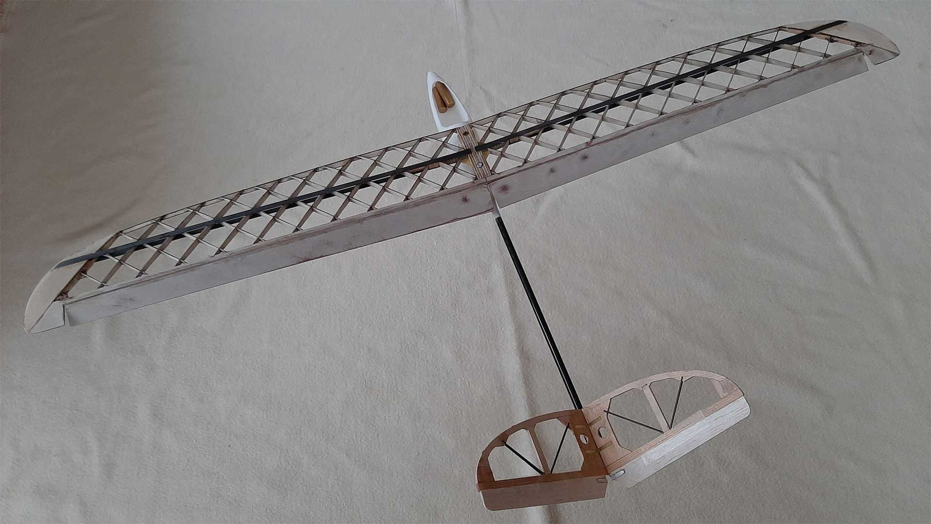 Robbe Modellsport Boo Slope Glider Holzbausatz in innovativer Sperrholzbauweise