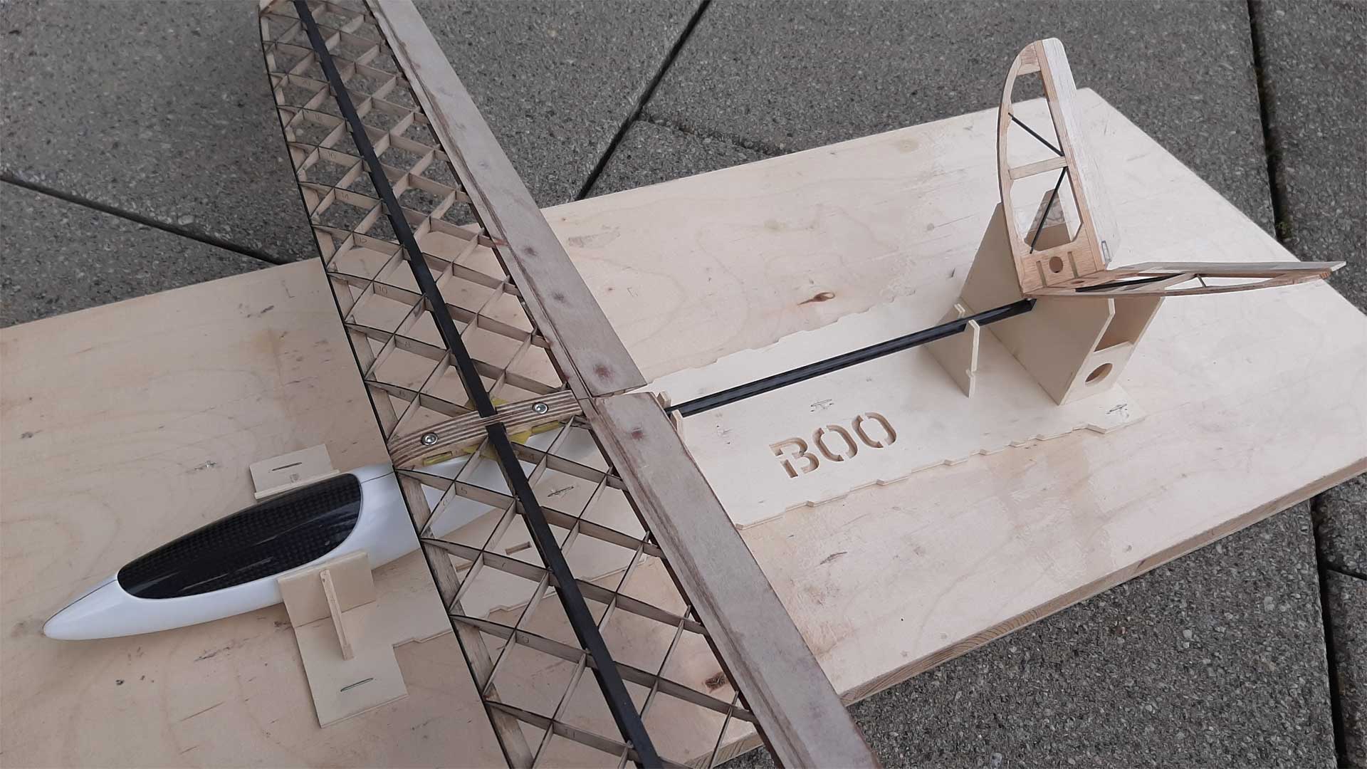 Robbe Modellsport Boo Slope Glider Holzbausatz in innovativer Sperrholzbauweise