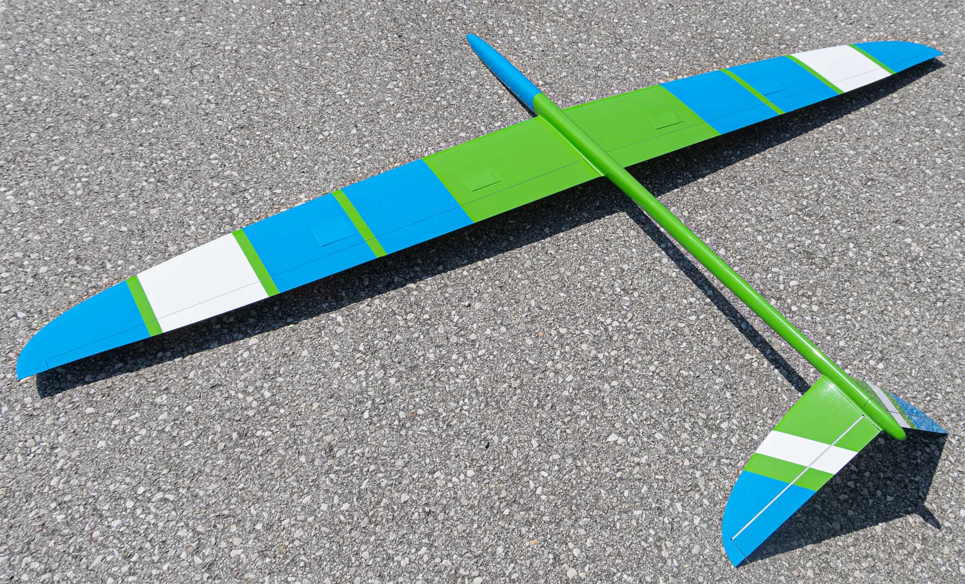 Robbe Modellsport Avalanche Mini ARF Voll-CFK 2,0m Segler Voll-Carbon