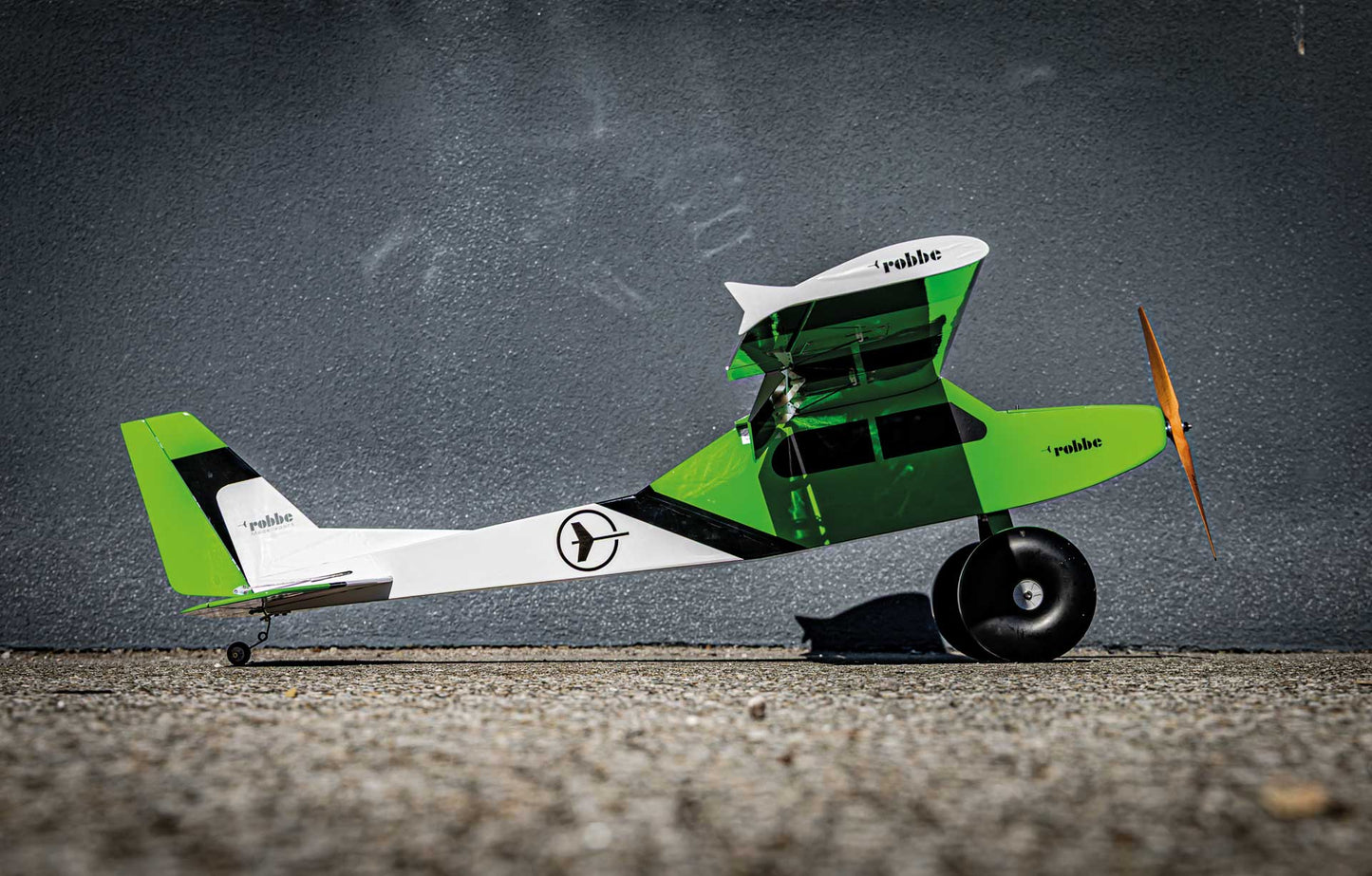 Robbe Modellsport Turbo Charter Holzbausatz (auch "CLASSIC" Version)