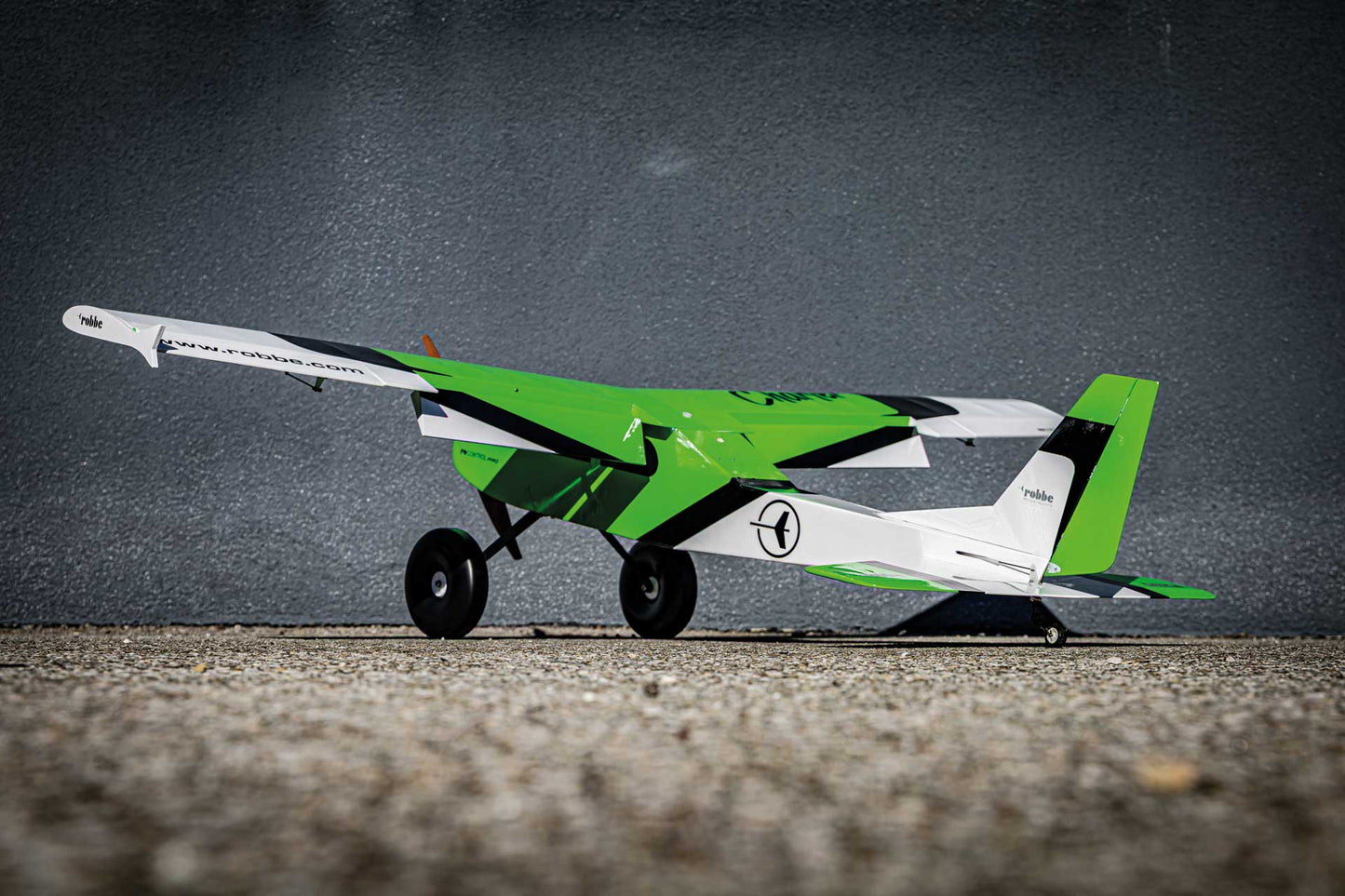 Robbe Modellsport Turbo Charter Holzbausatz (auch "CLASSIC" Version)