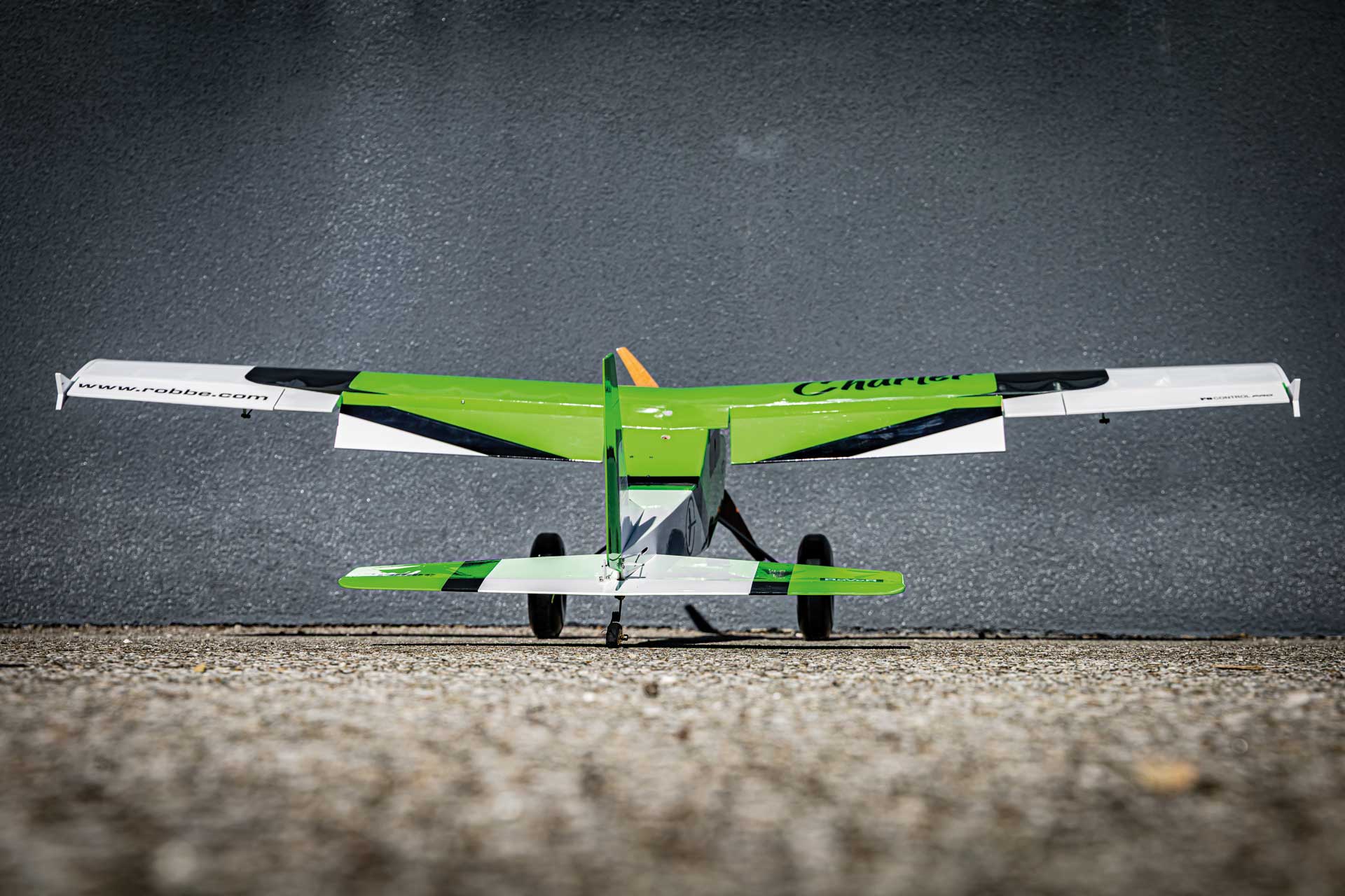 Robbe Modellsport Turbo Charter Holzbausatz (auch "CLASSIC" Version)