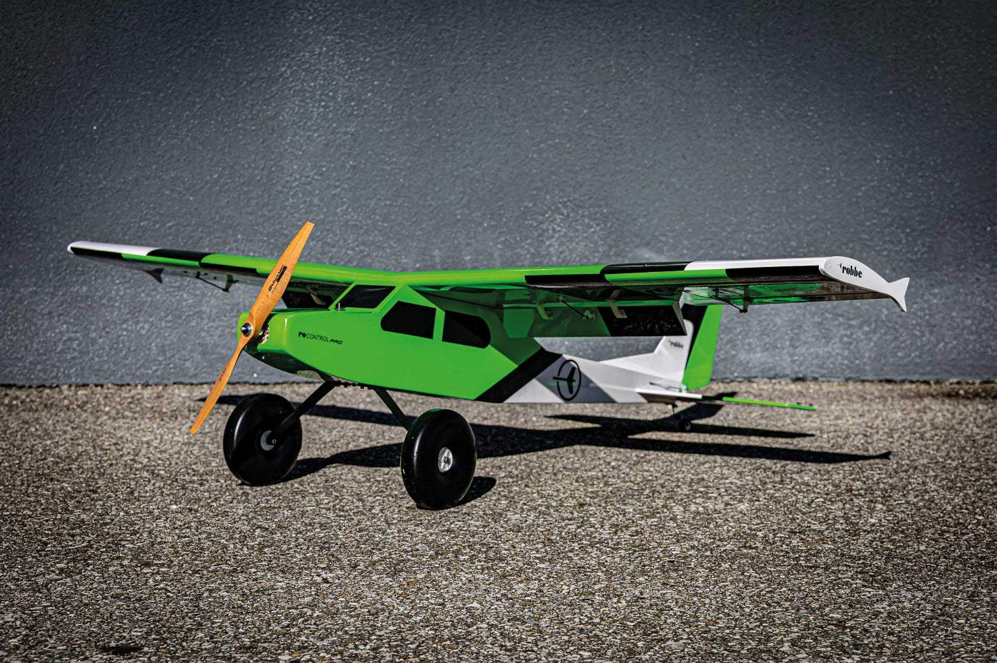 Robbe Modellsport Turbo Charter Holzbausatz (auch "CLASSIC" Version)