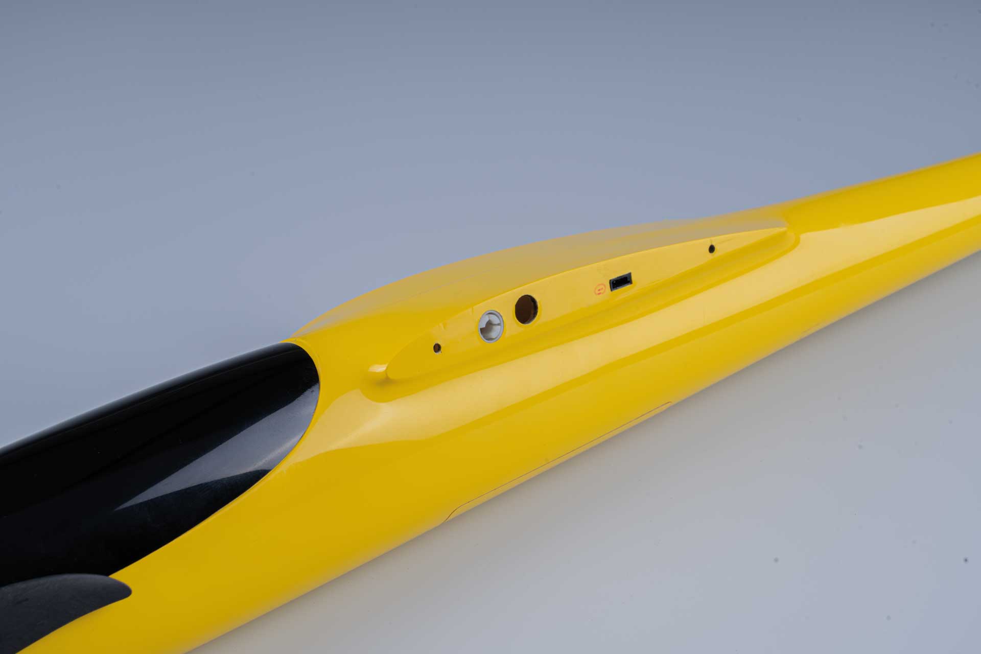 Robbe Modellsport K-Rat II Pro Voll-GFK PNP Kompakt-Allrounder mit 2-Klappenflügel