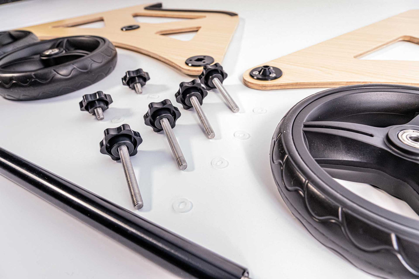 Robbe Modellsport Startwagen für Elektro-Segler Easy-Up Leicht demontierbar durch Rändelschrauben