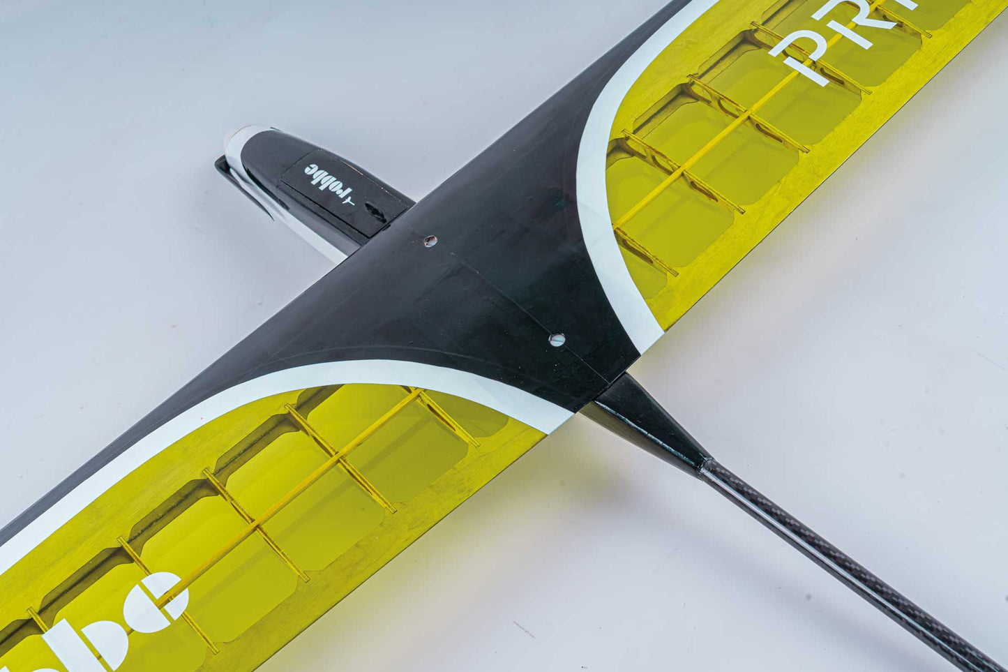 Robbe Modellsport Primo "S" ARF in moderner Sperrholz - Bauweise