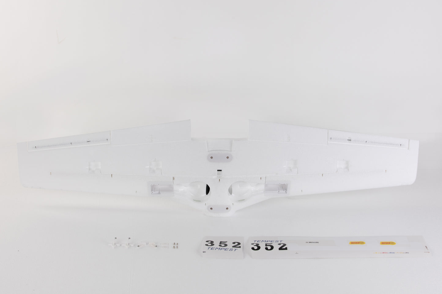 1100mm P51D Blue Thunder 2 - Main wing