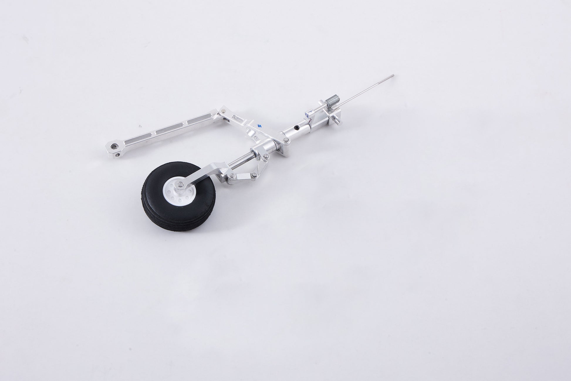 80mm F-86 : Front landing gear