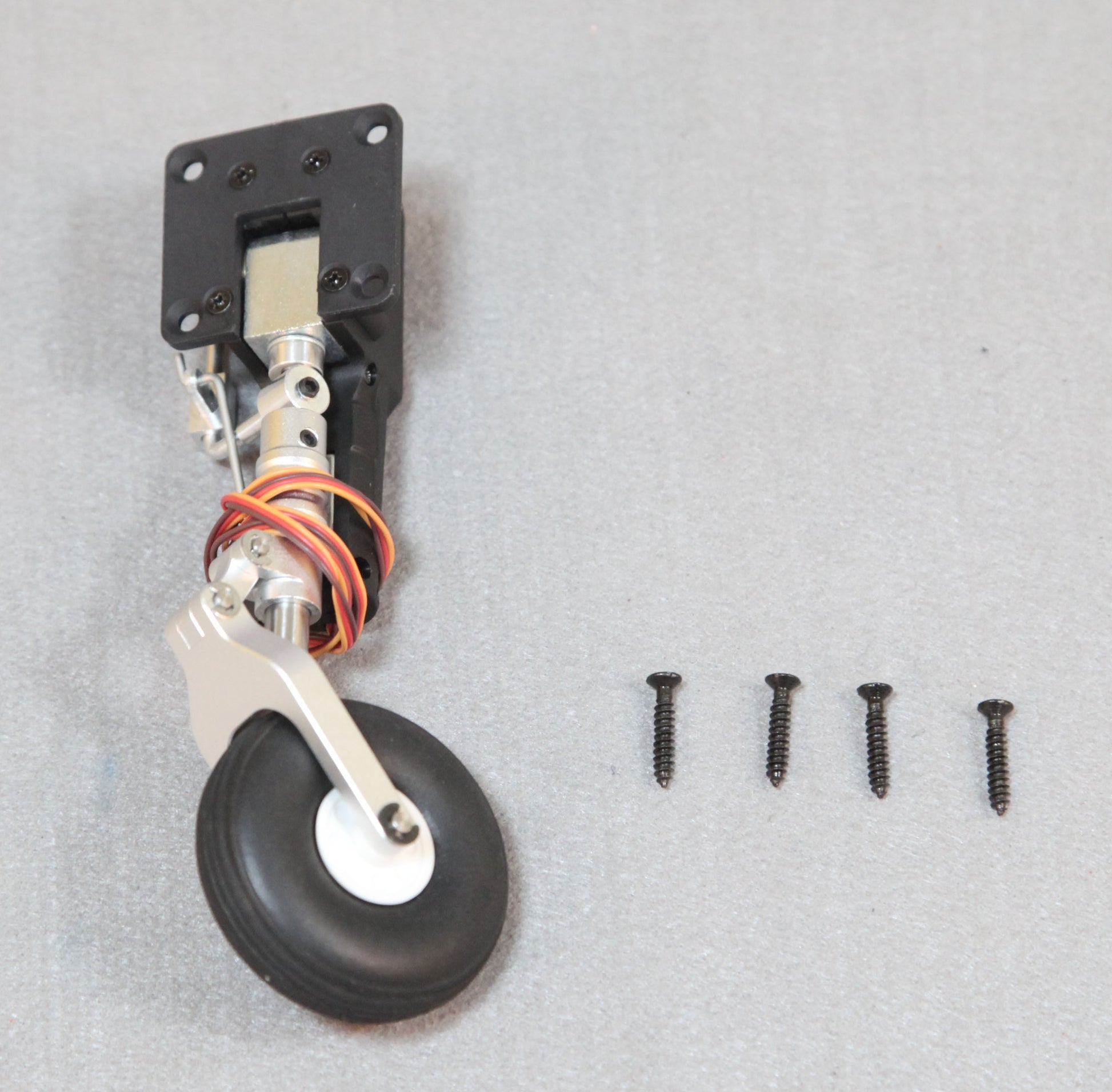 70mm YAK 130 Red - Front Landing Gear System - For V2 (upd 07-2018)