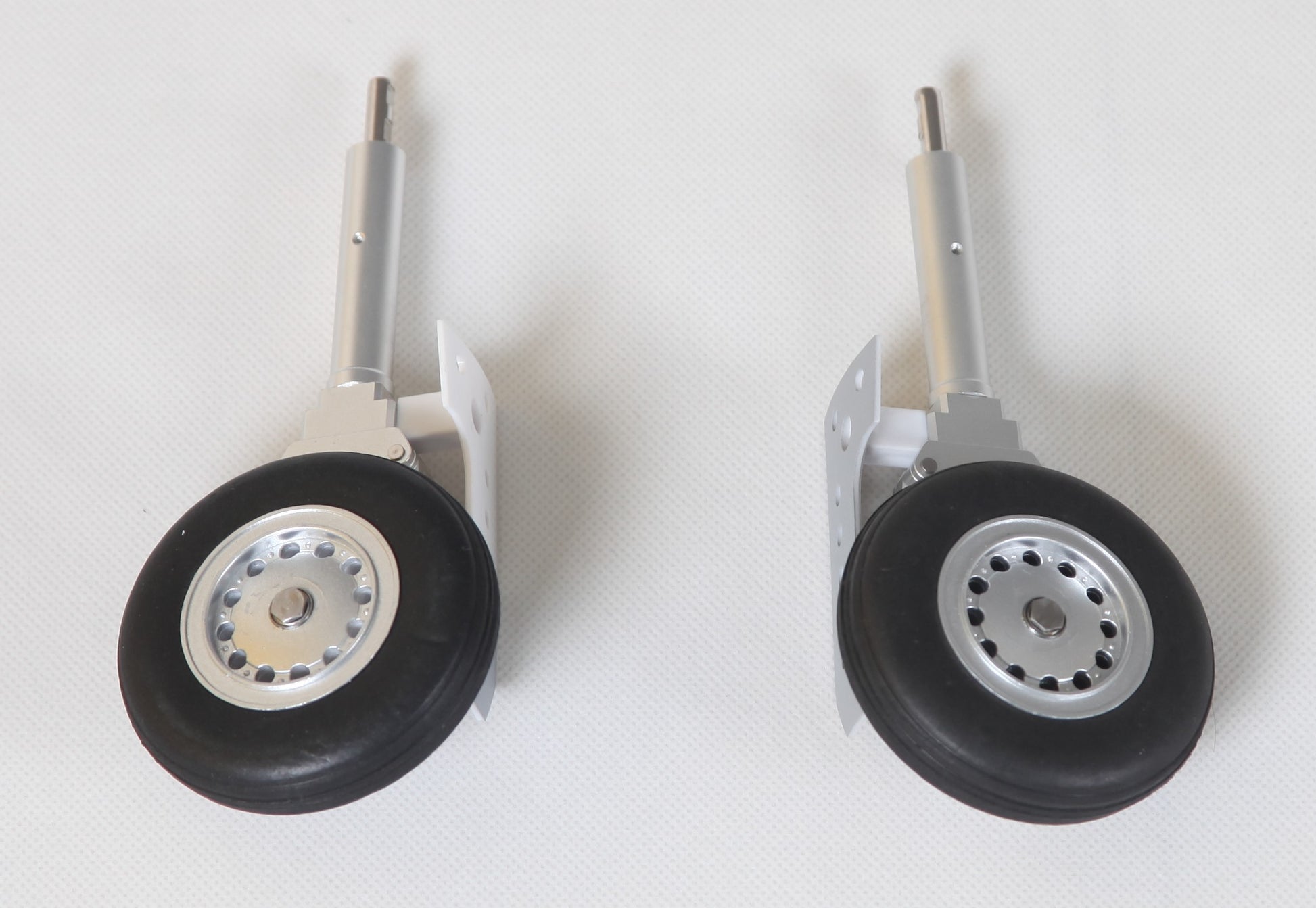 70mm A-10 V2 - Main Landing Gear Set